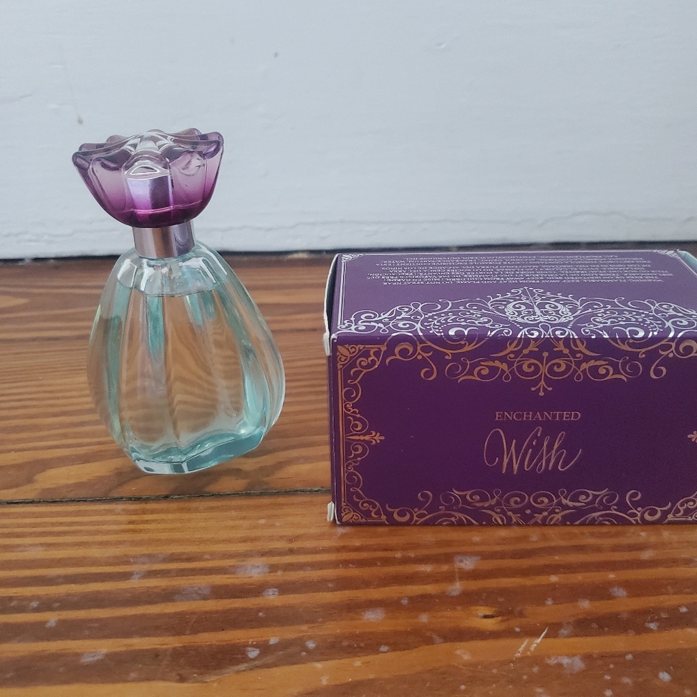 Mary Kay Enchanted Wish perfume